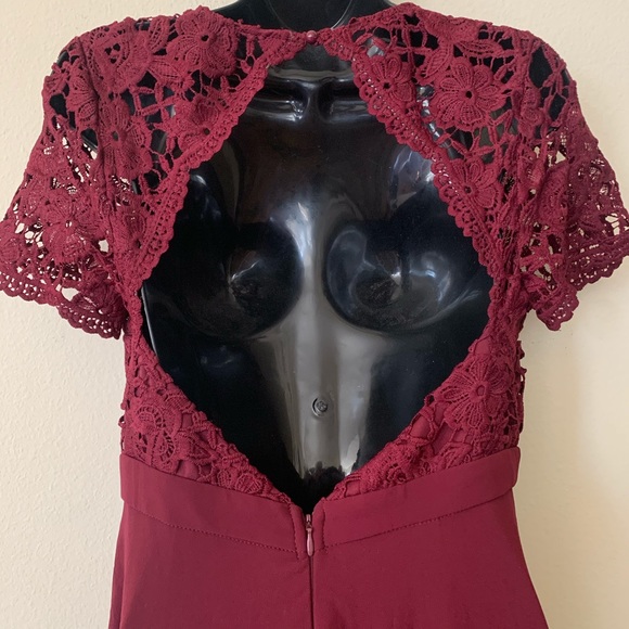 Pinkblush Maroon Crochet Open Back Maternity Dress - Picture 7 of 12